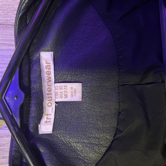 Zara faux leather jacket - Picture 2 of 2